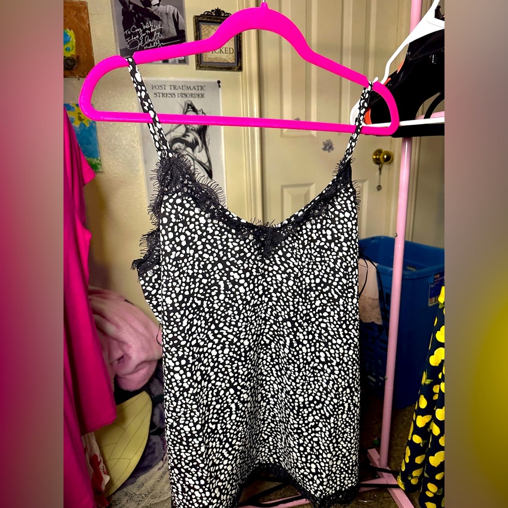 NWT top
